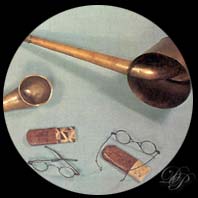 Glasses and ear trumpets of Beethoven.